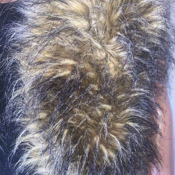 Catch Me faux fur open front vest brown & black SZ S fur vest winter/fall - Picture 4 of 9